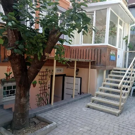 Dvor * Odessa