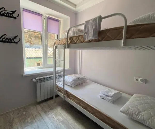 женский Dvor Hostel *