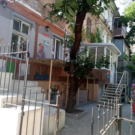 женский Dvor Hostel *